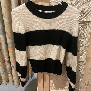 American Eagle Black & White Striped Sweater